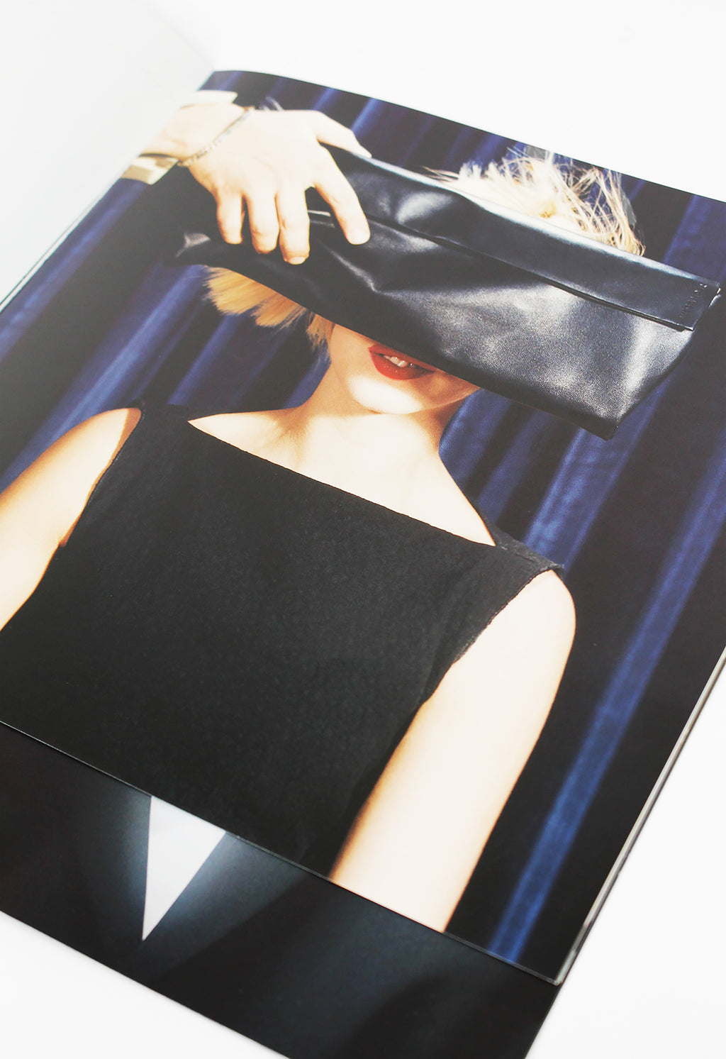 JIL SANDER SS 2001 MEN'S AND WOMEN'S LOOKBOOK BY CRAIG MCDEAN