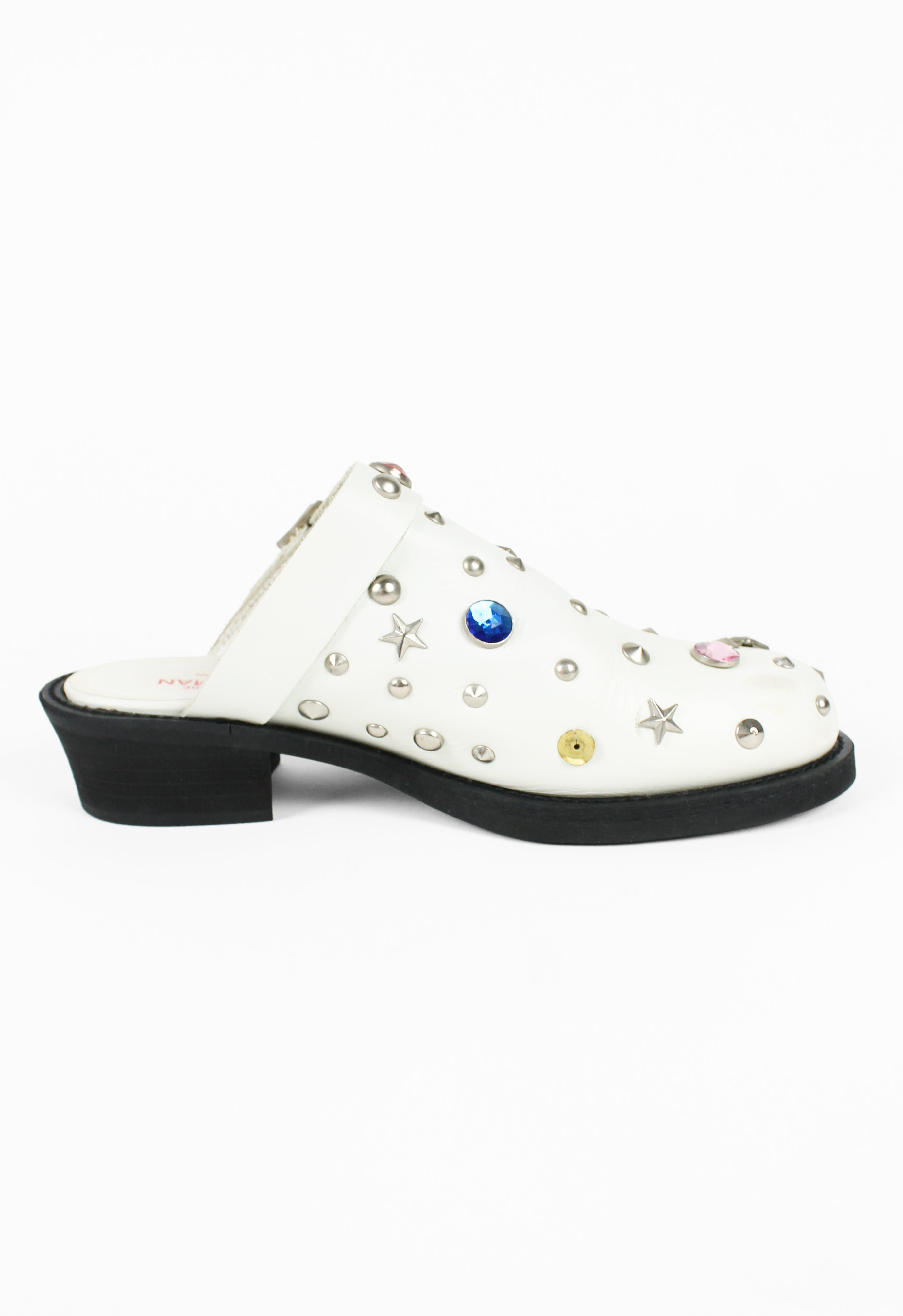 JUNYA WATANABE ホワイトレザースウィングチップミュール JUNYA WATANABE MAN PINK FW 2002 WHITE LEATHER JEWELLED MULES