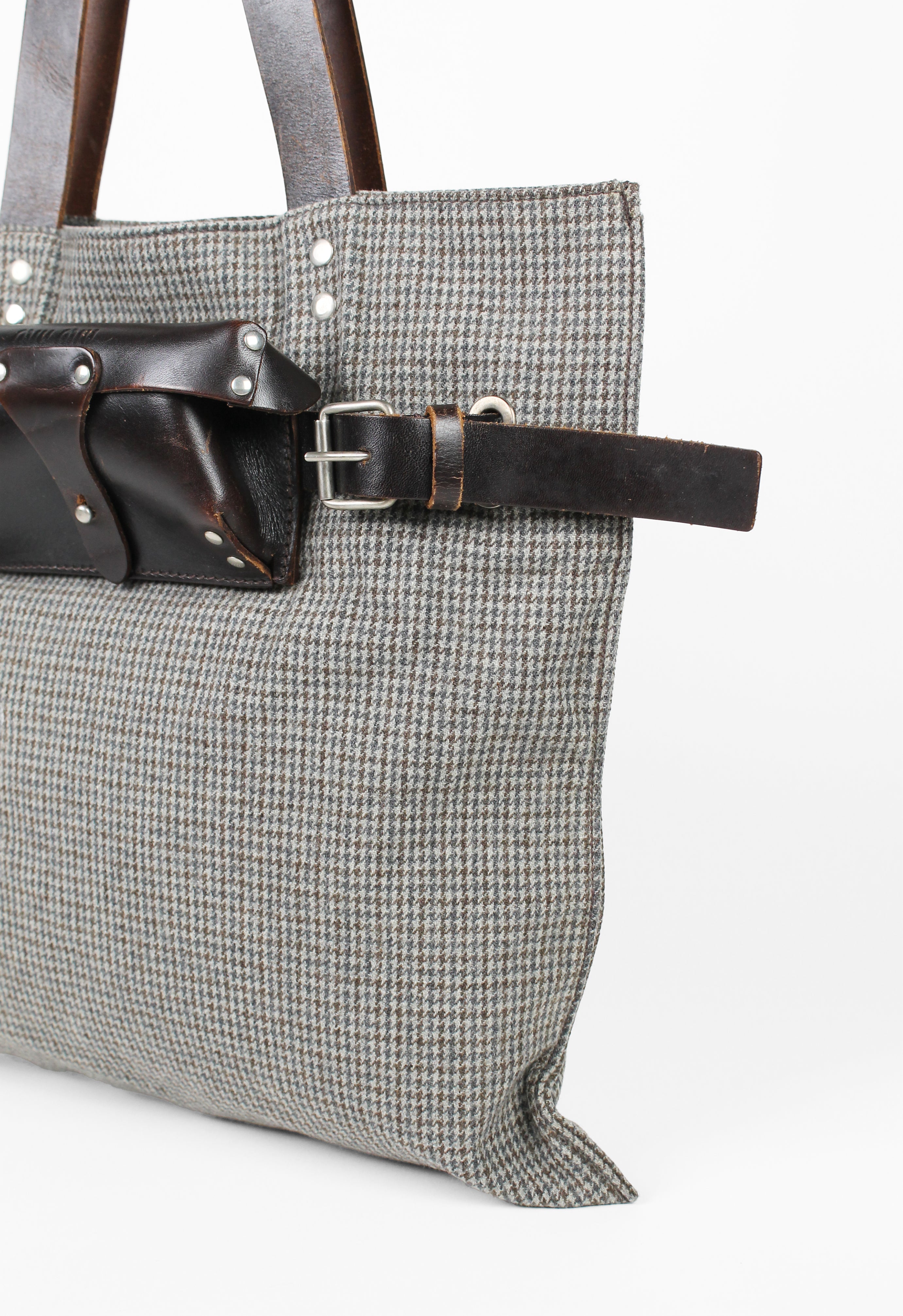 MIU MIU BELTED LEATHER SUNGLASSES CASE TOTE BAG