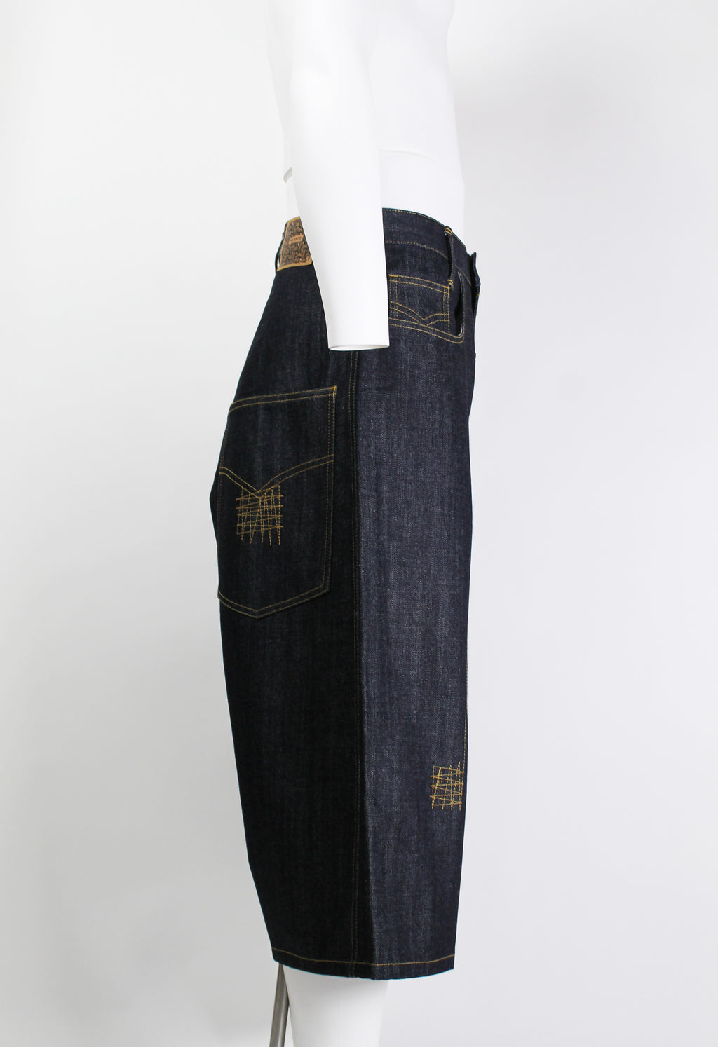 CHRISTOPHER NEMETH WIDE STITCH DESIGN SHORTS