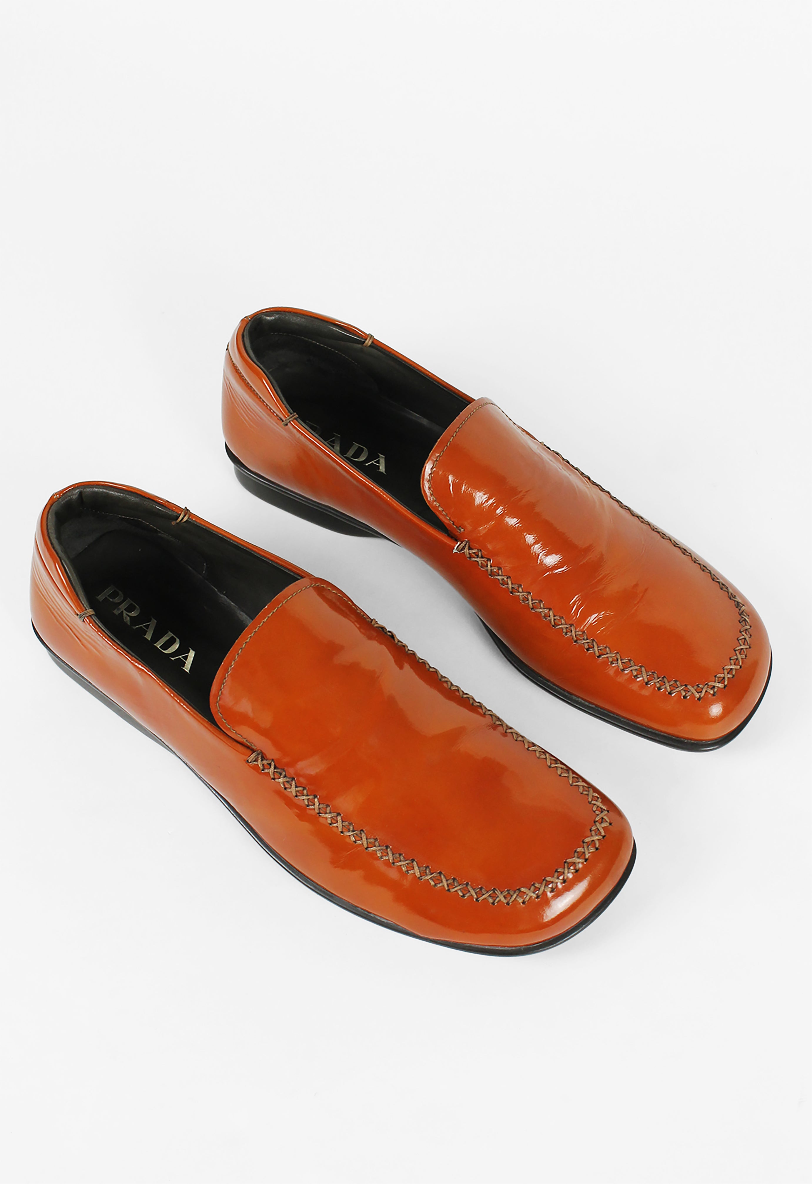 PRADA FW 1999 ORANGE PATENT LOAFERS – THE 543