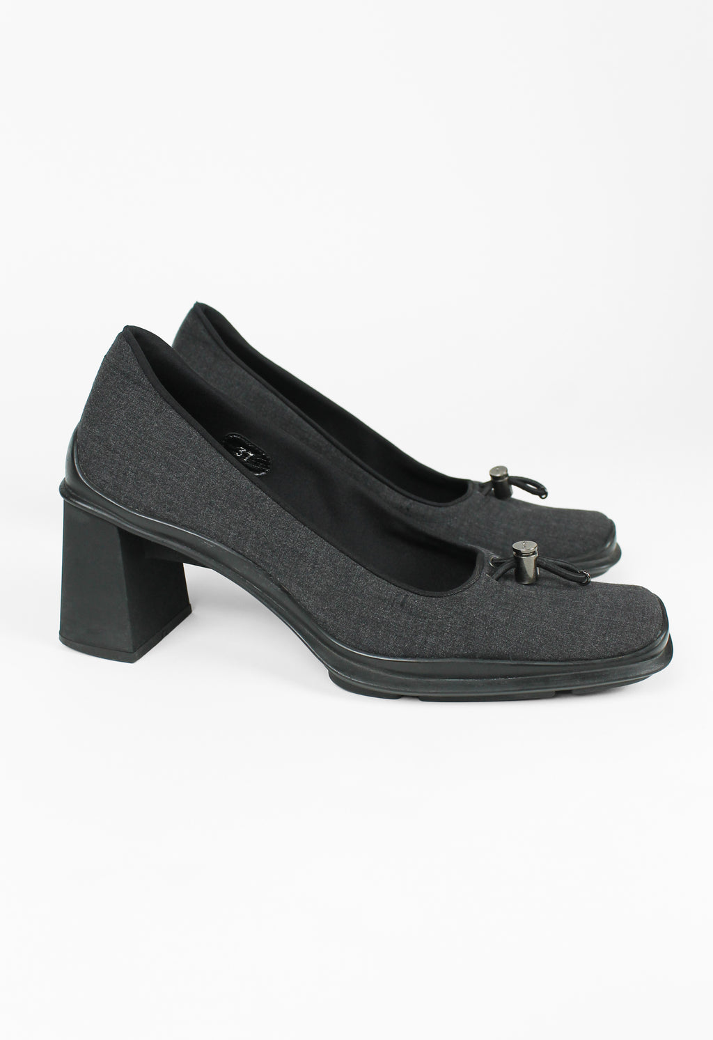 PRADA FW 1999 GREY SQUARE TOE TOGGLE HEELS