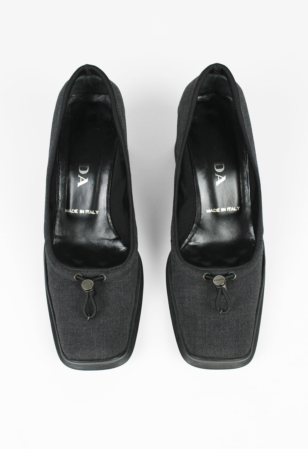 PRADA FW 1999 GREY SQUARE TOE TOGGLE HEELS