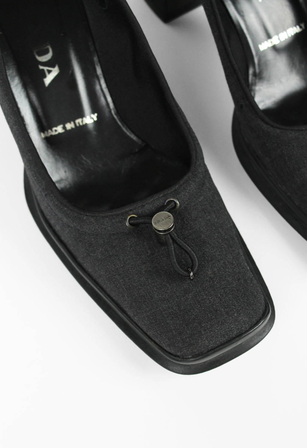 PRADA FW 1999 GREY SQUARE TOE TOGGLE HEELS