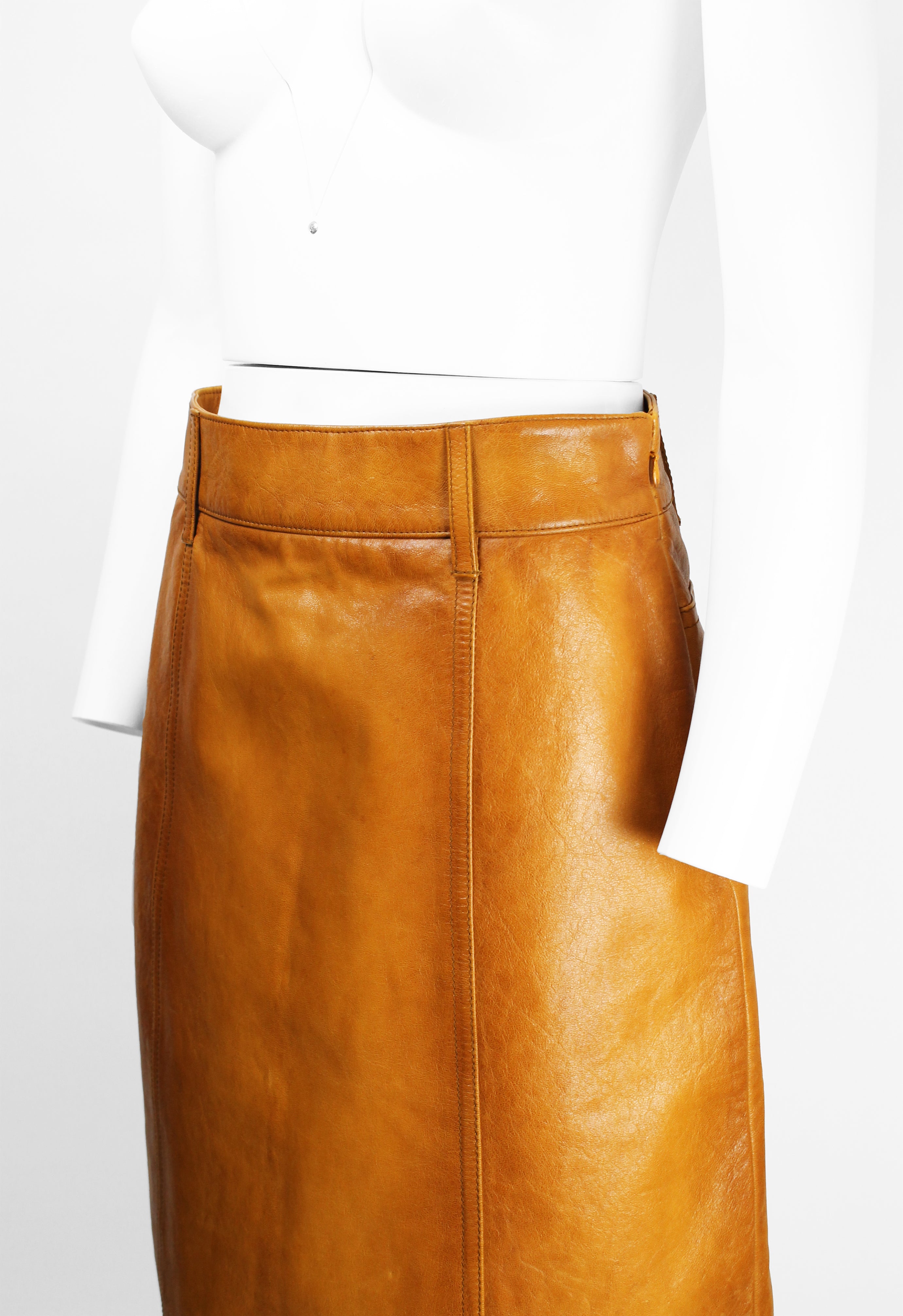 PRADA FW 2017 DYED LEATHER SKIRT