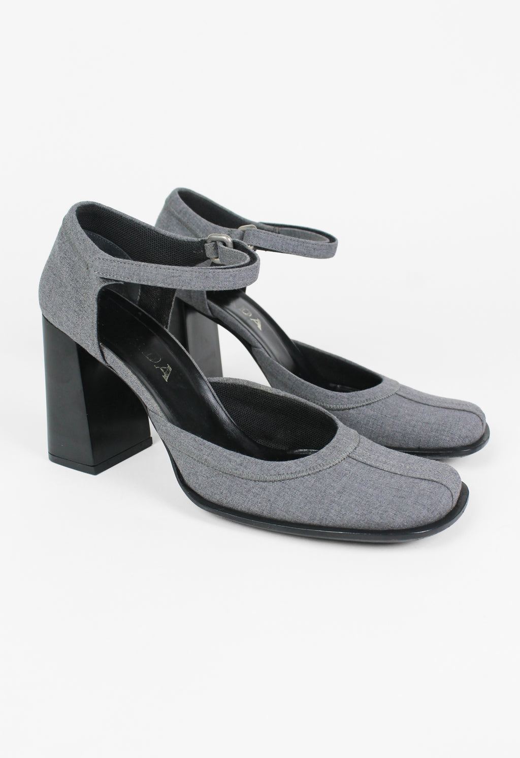 PRADA FW 1999 GREY SQUARE TOE BLOCK HEELS