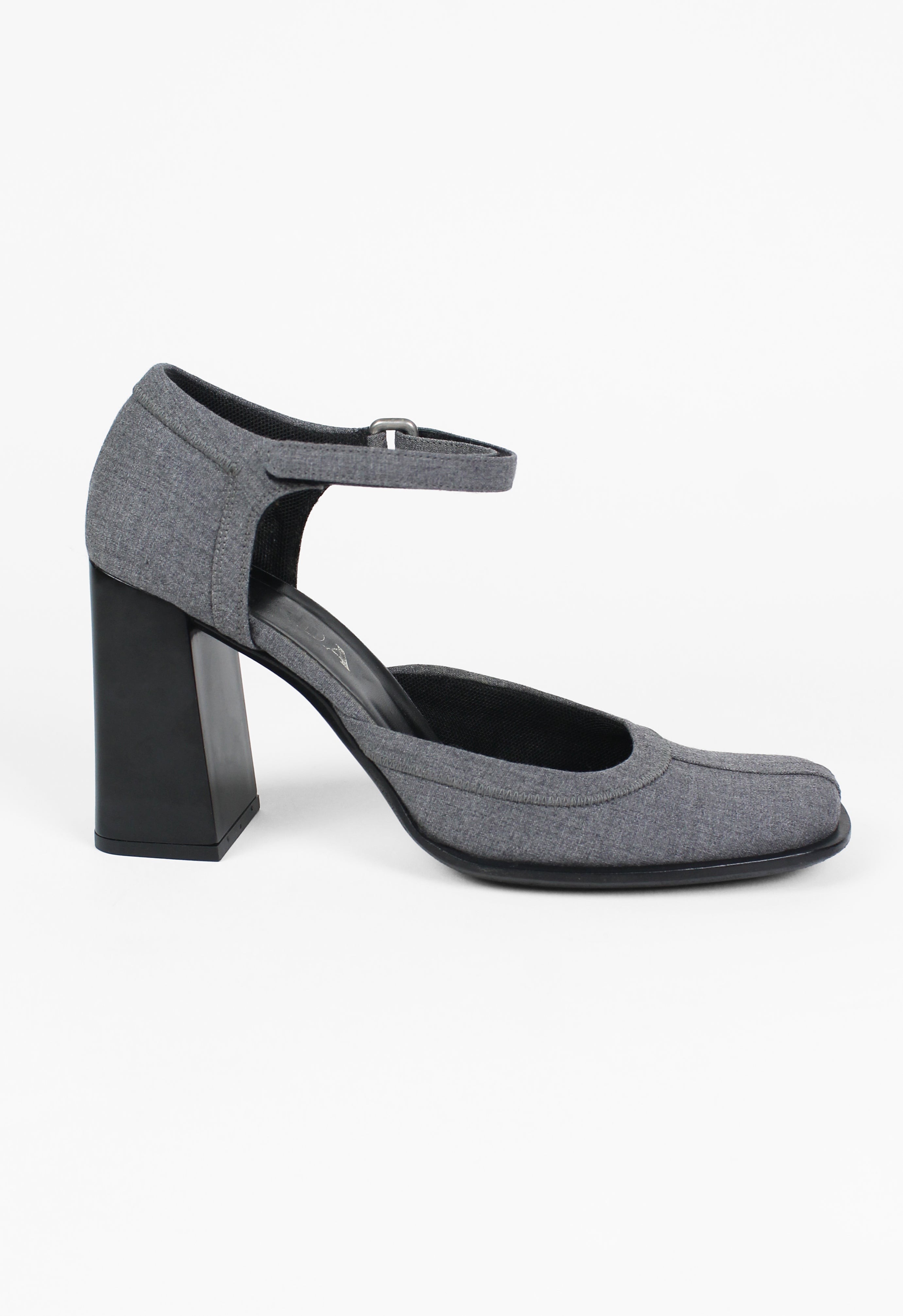 PRADA FW 1999 GREY SQUARE TOE BLOCK HEELS