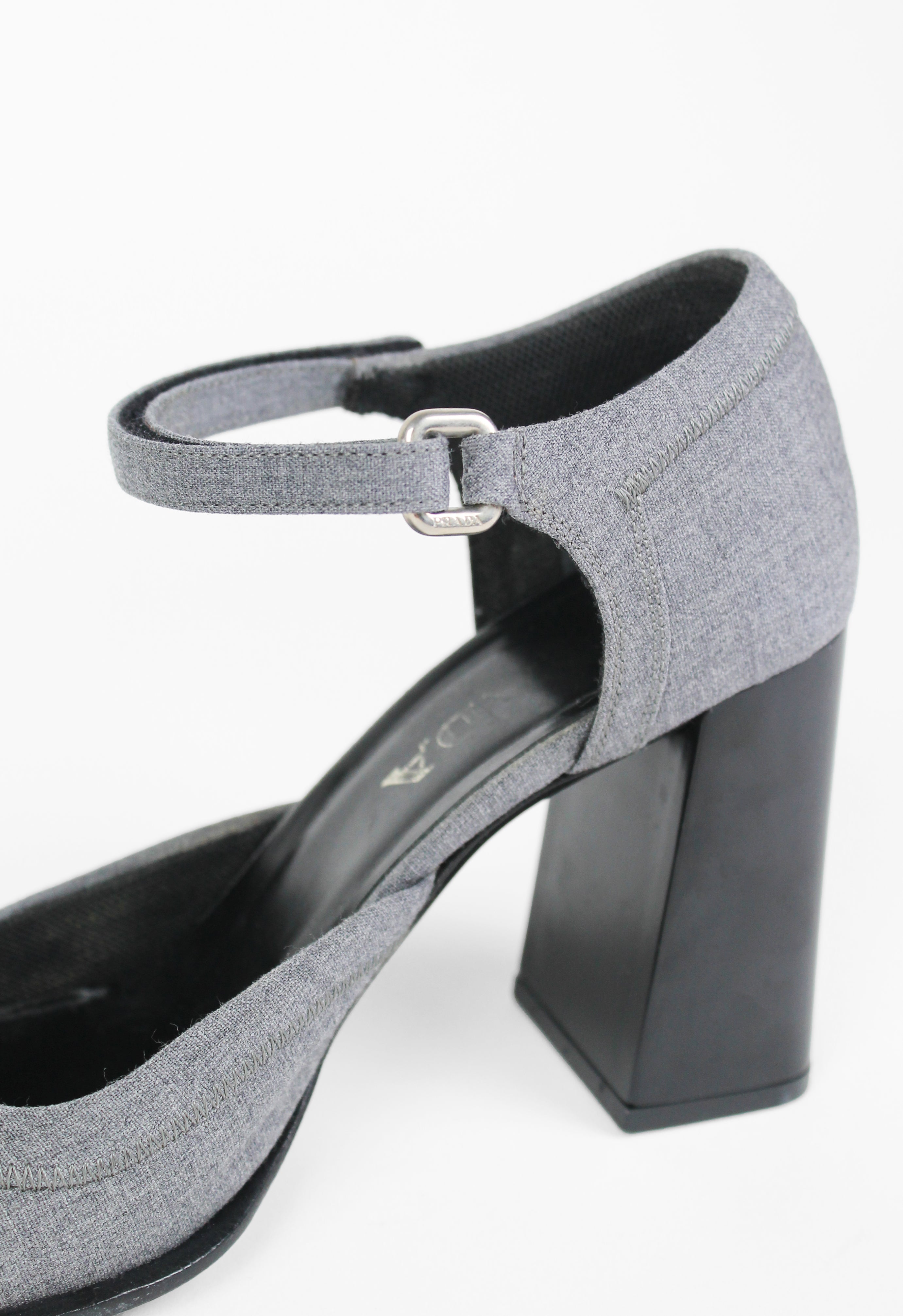 PRADA FW 1999 GREY SQUARE TOE BLOCK HEELS
