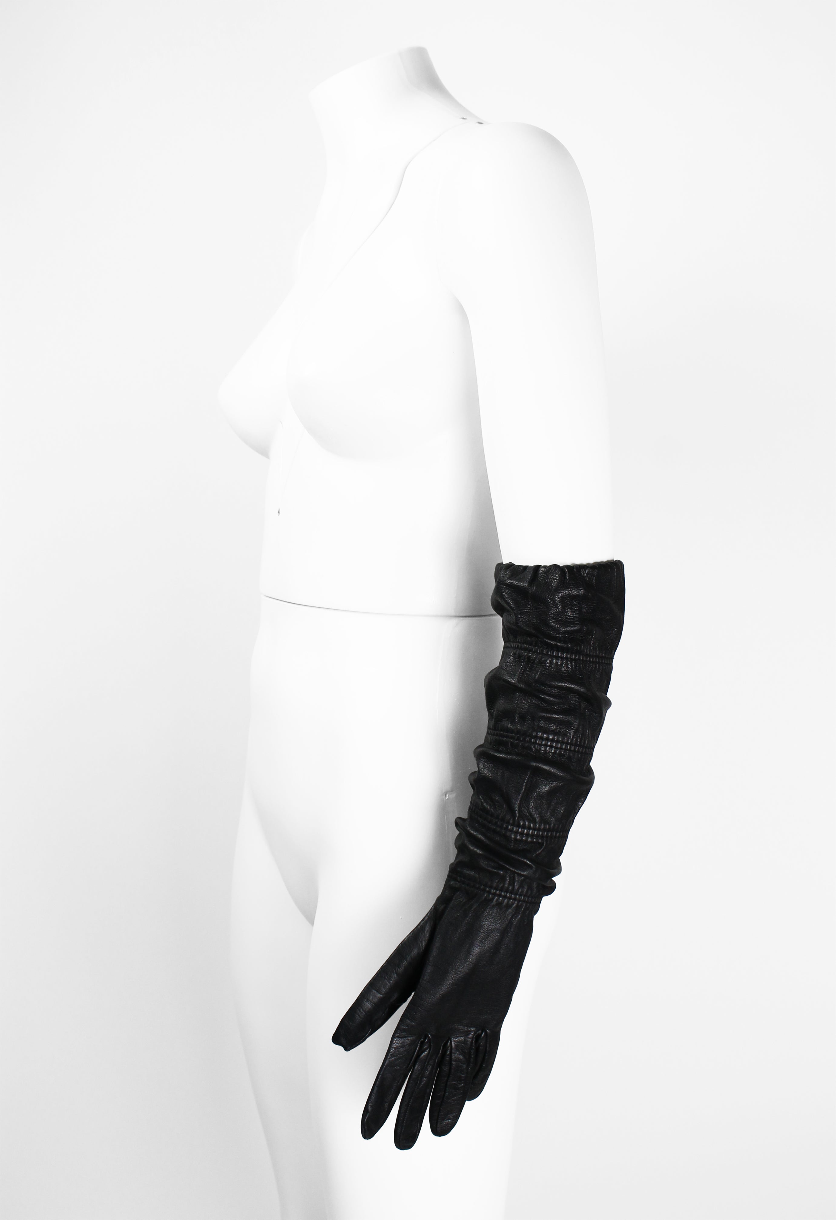 PRADA FW 2006 RUCHED LEATHER GLOVES