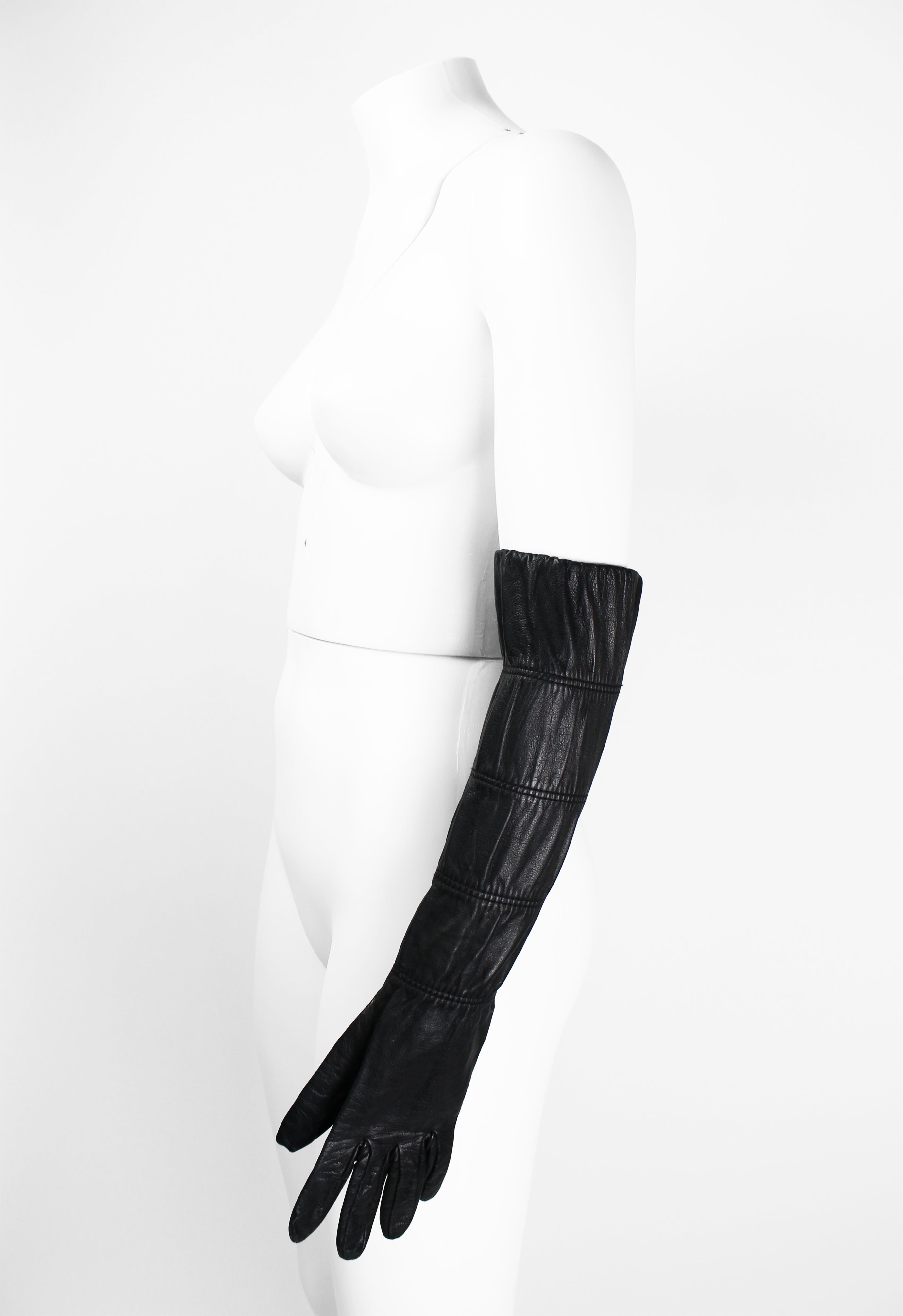 PRADA FW 2006 RUCHED LEATHER GLOVES