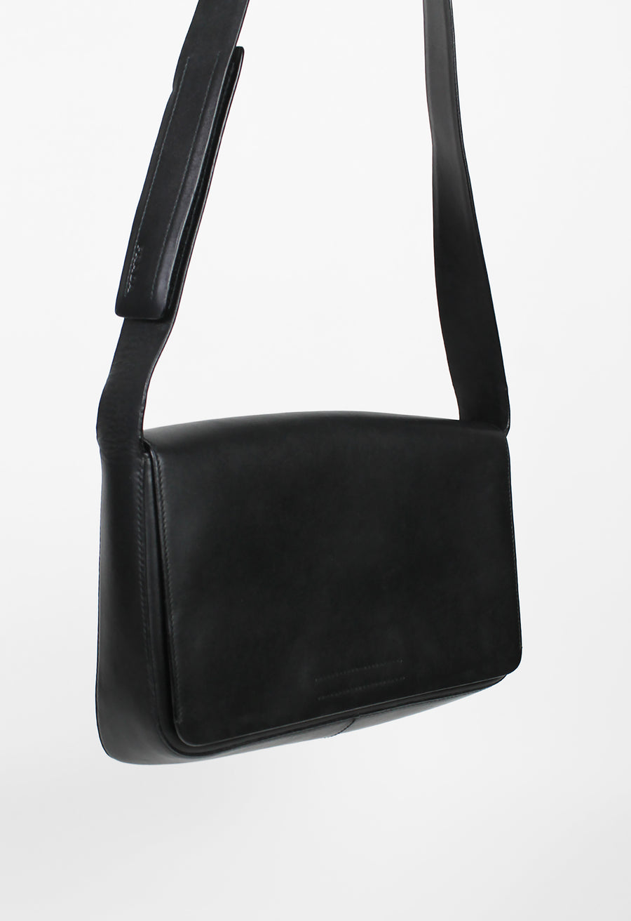 PRADA SS 1999 LEATHER AND VELCRO CROSSBODY BAG – THE 543