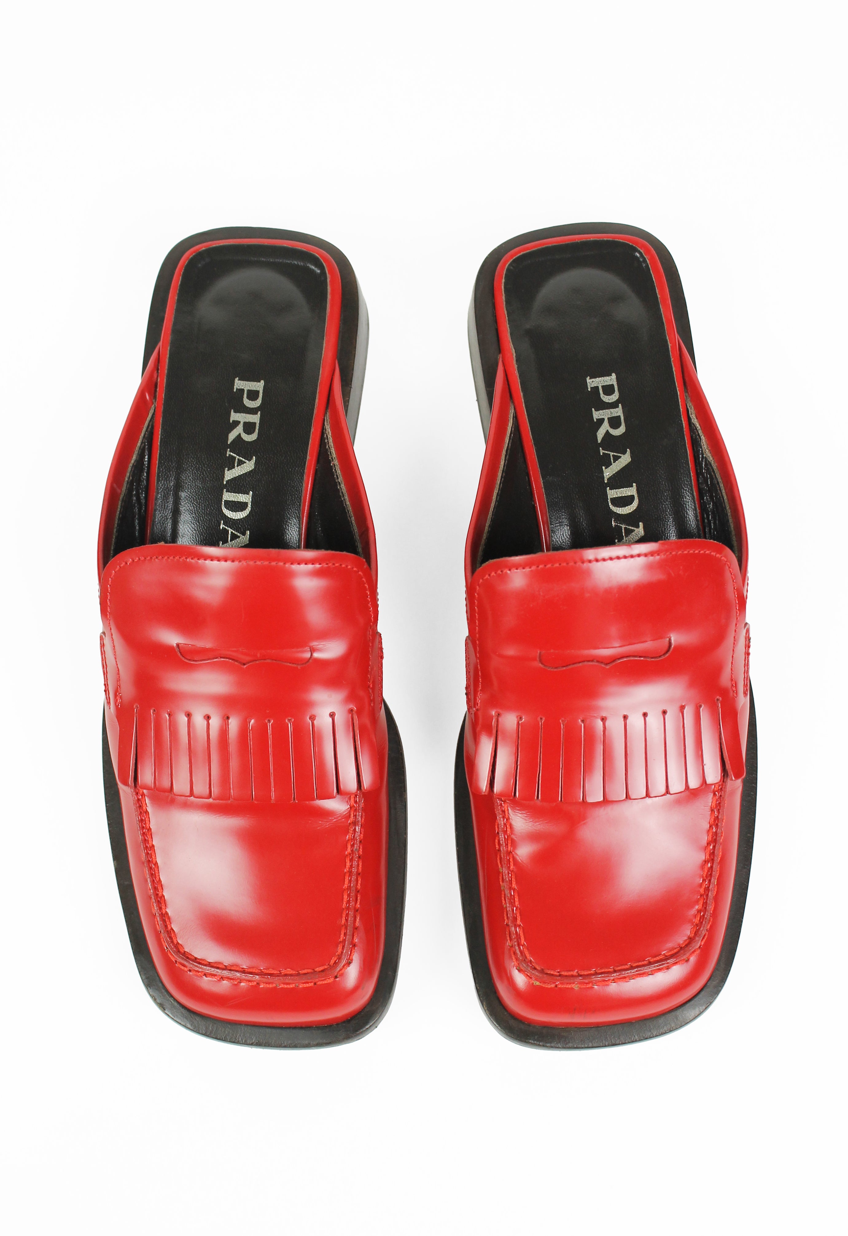 靴 99SS PRADA square toe leather mules red PRADA SS 1999 RED SQUARE TOE MULES – THE 543