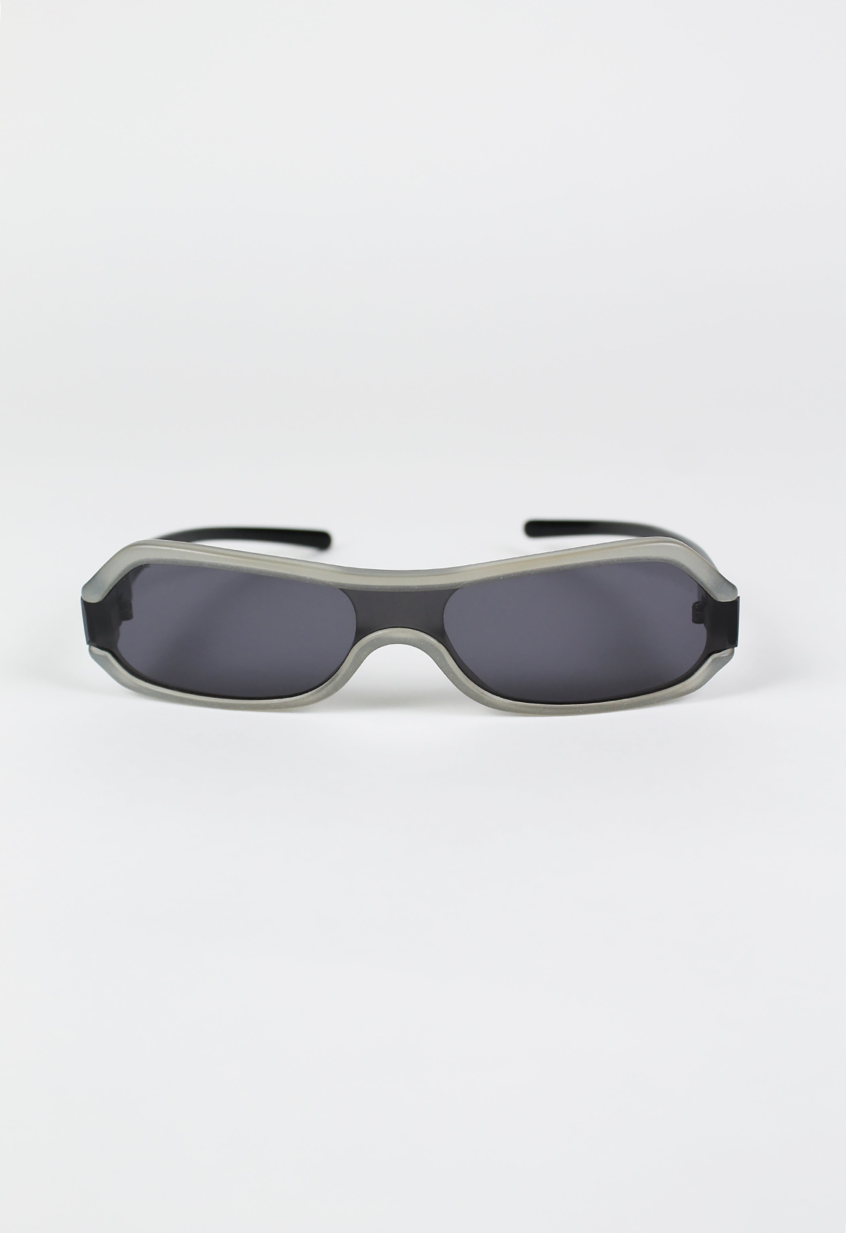 PRADA SS 2000 FUTURISTIC SUNGLASSES – THE 543 PRADA SS 2000 FUTURISTIC SUNGLASSES – THE 543