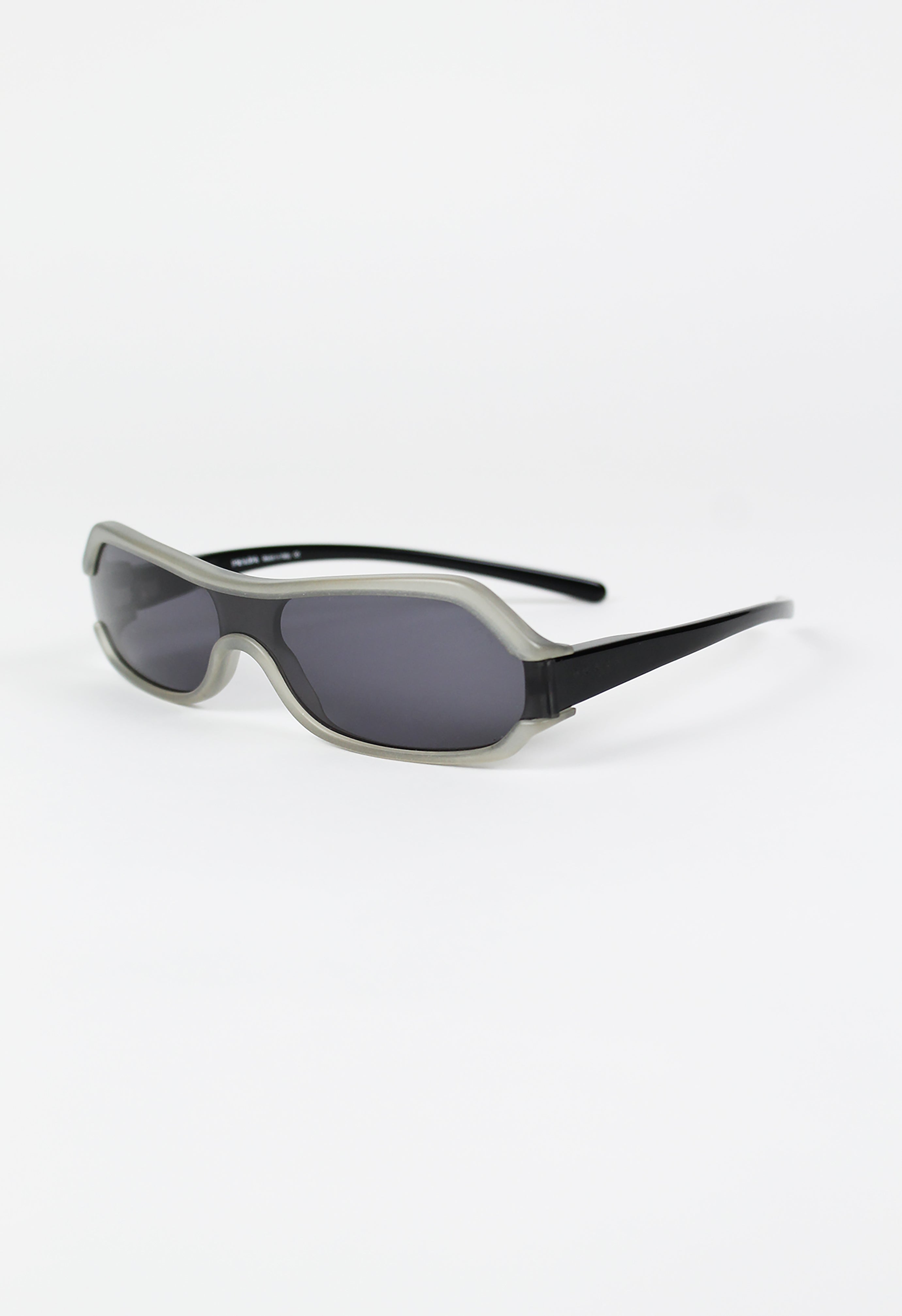 小物 SS2000 Prada Infinity sunglasses PRADA SS 2000 FUTURISTIC SUNGLASSES – THE 543