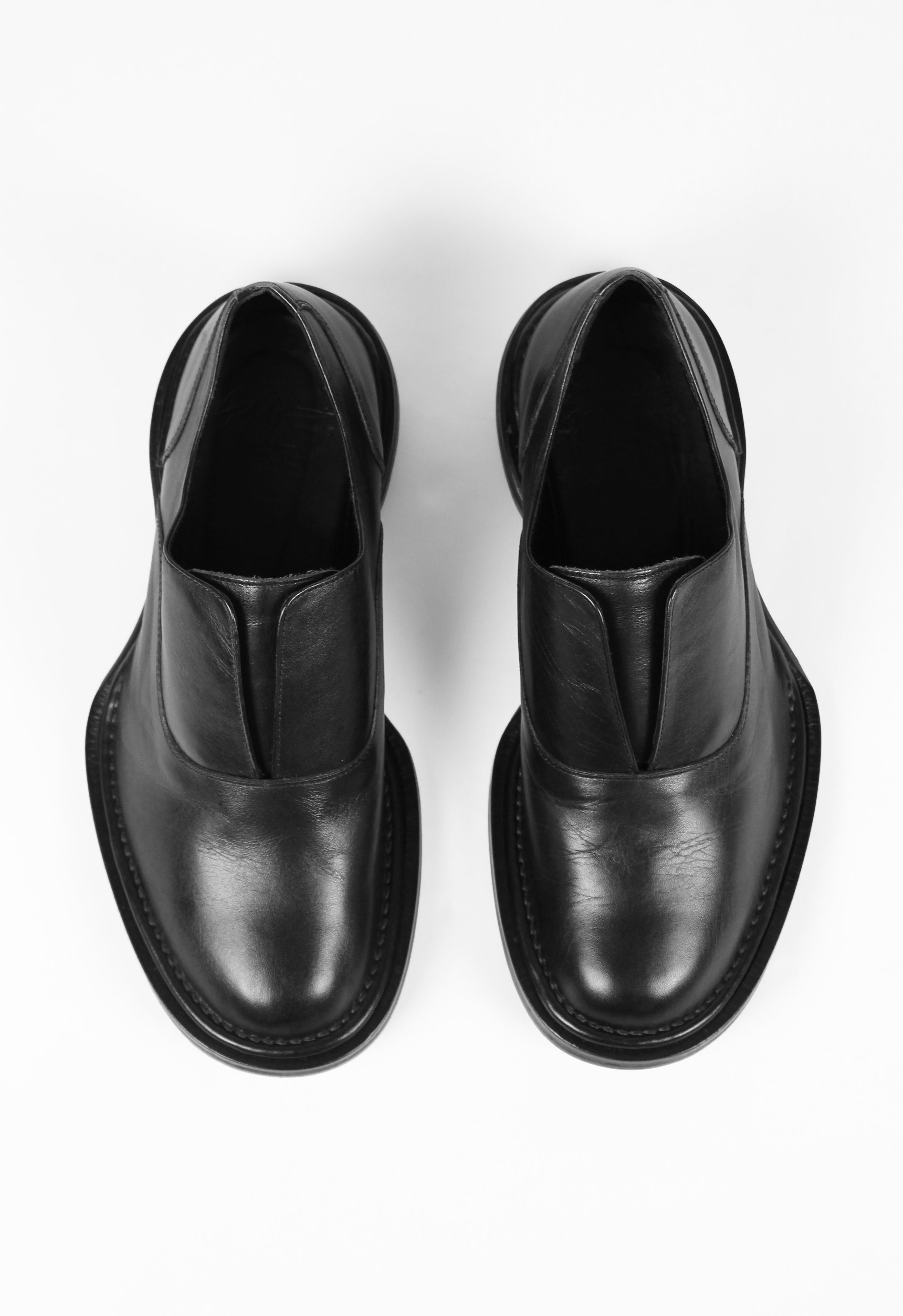 YOHJI YAMAMOTO POUR HOMME FW 2001 LACELESS DERBIES