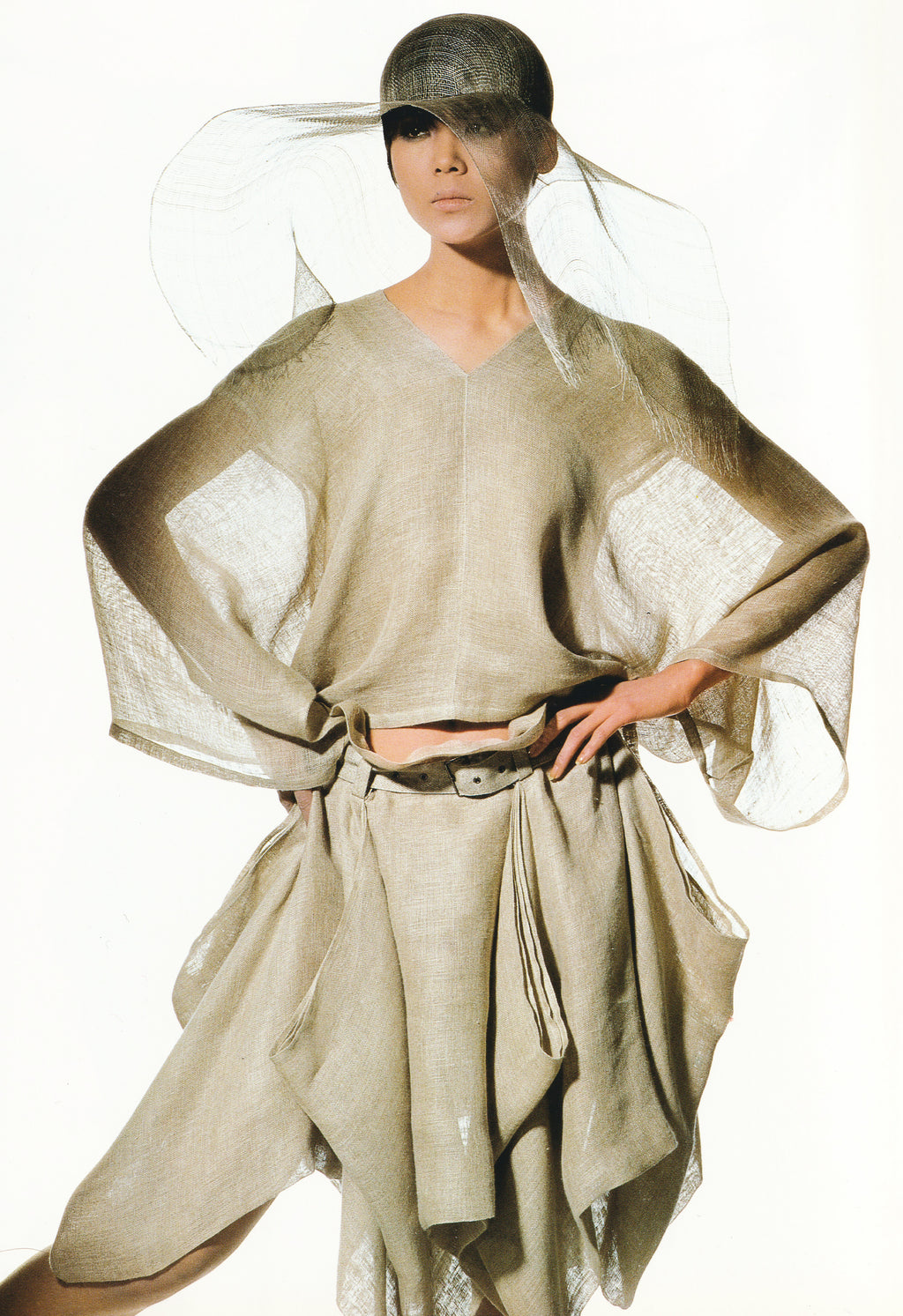 ISSEY MIYAKE PHOTOGRAPHS BY IRVING PENN 1988