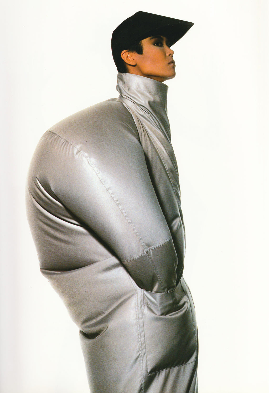 ISSEY MIYAKE PHOTOGRAPHS BY IRVING PENN 1988