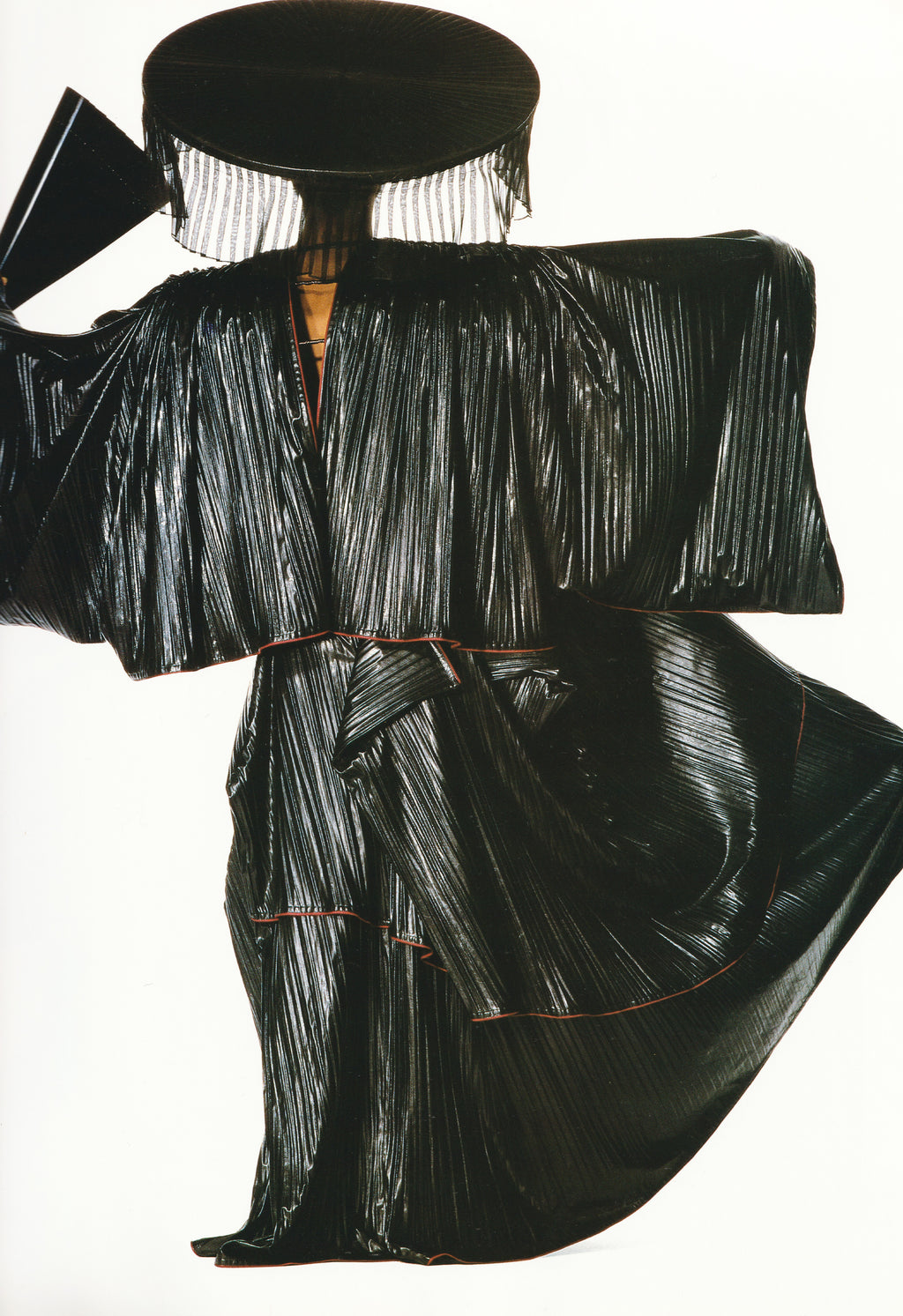 ISSEY MIYAKE PHOTOGRAPHS BY IRVING PENN 1988