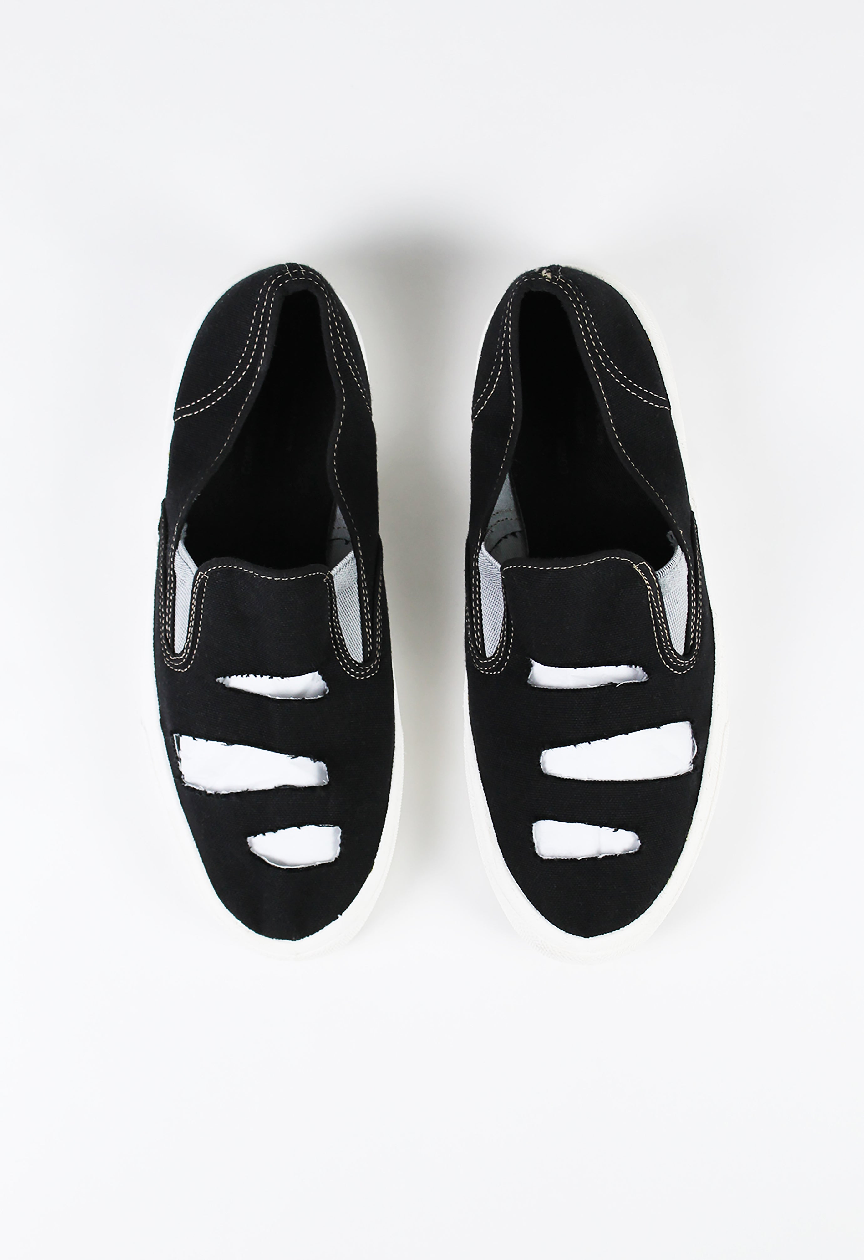 COMME DES GARCONS HOMME PLUS FW 2014 CUT OUT SLIP-ON TRAINERSCOMME DES GARCONS HOMME PLUS FW 2014 CUT OUT SLIP-ON TRAINERS