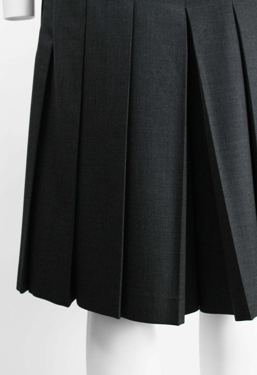 COMME DES GARCONS HOMME PLUS SS 2020 WIDE PLEATED SHORTS