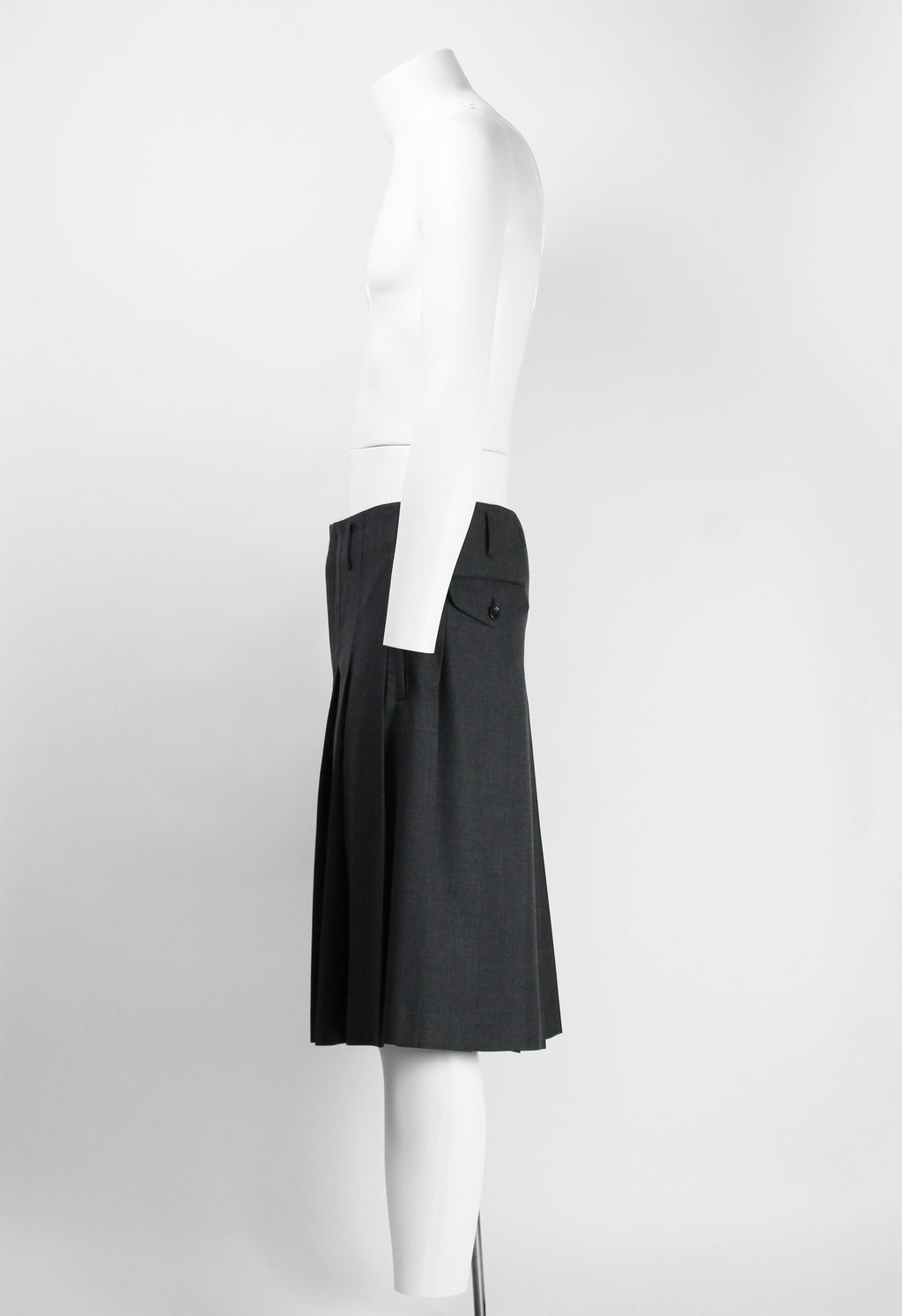COMME DES GARCONS HOMME PLUS SS 2020 WIDE PLEATED SHORTS