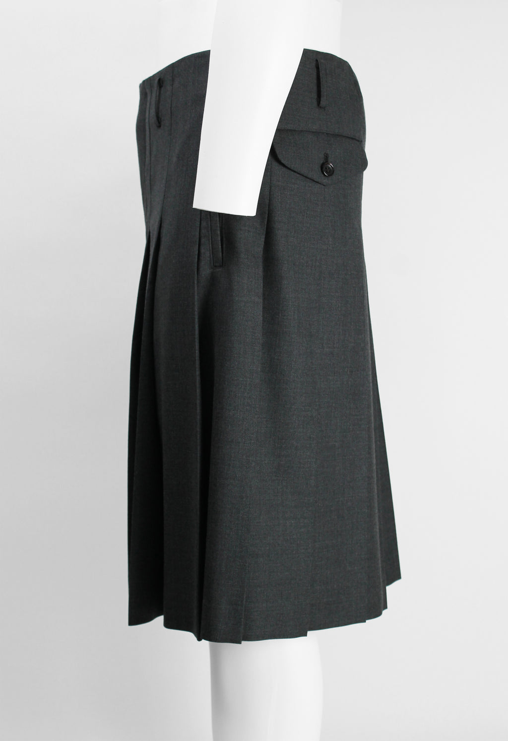 COMME DES GARCONS HOMME PLUS SS 2020 WIDE PLEATED SHORTS