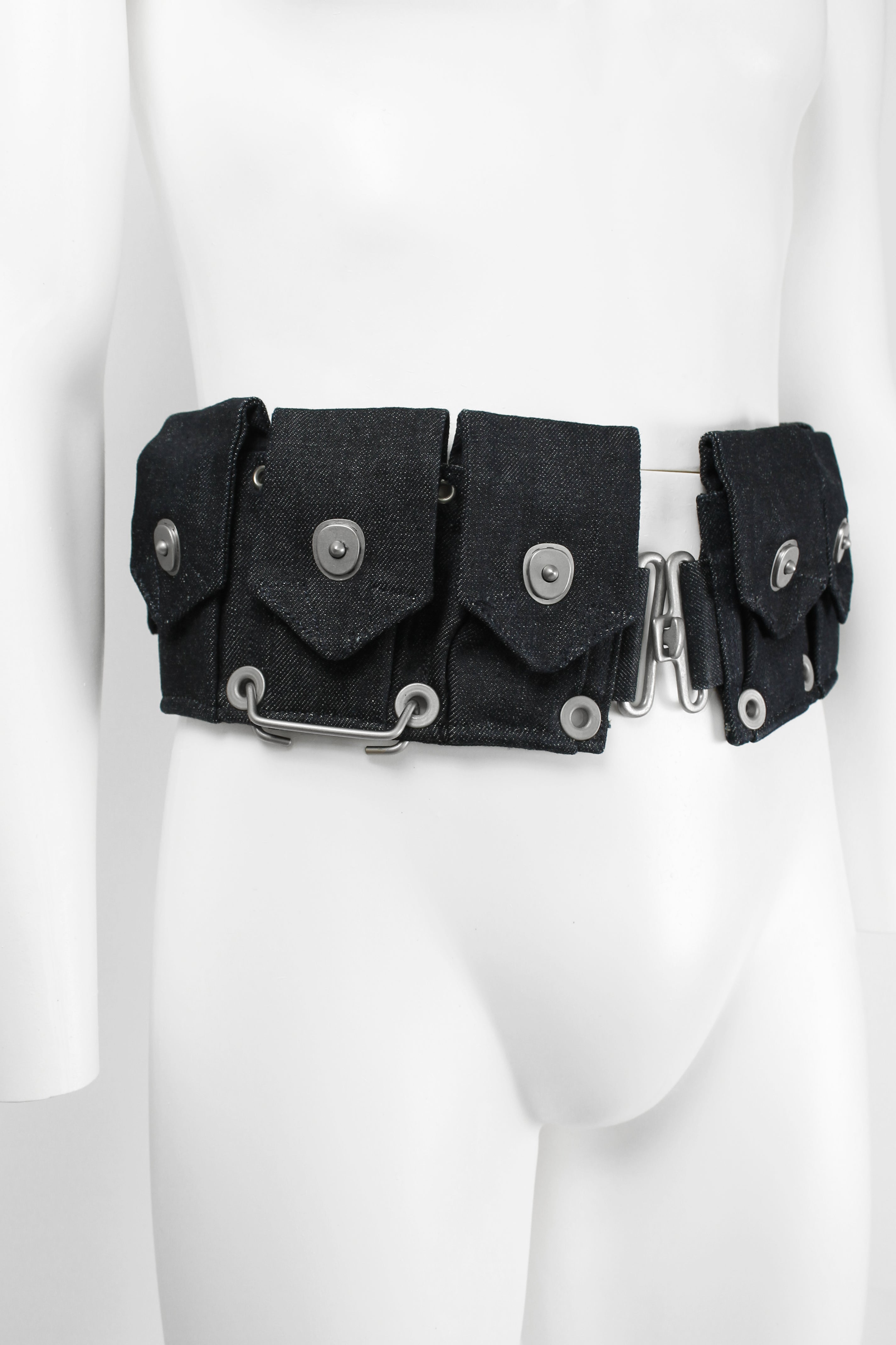 JUNYA WATANABE MAN SS 2004 UTILITY BELT BAG – THE 543