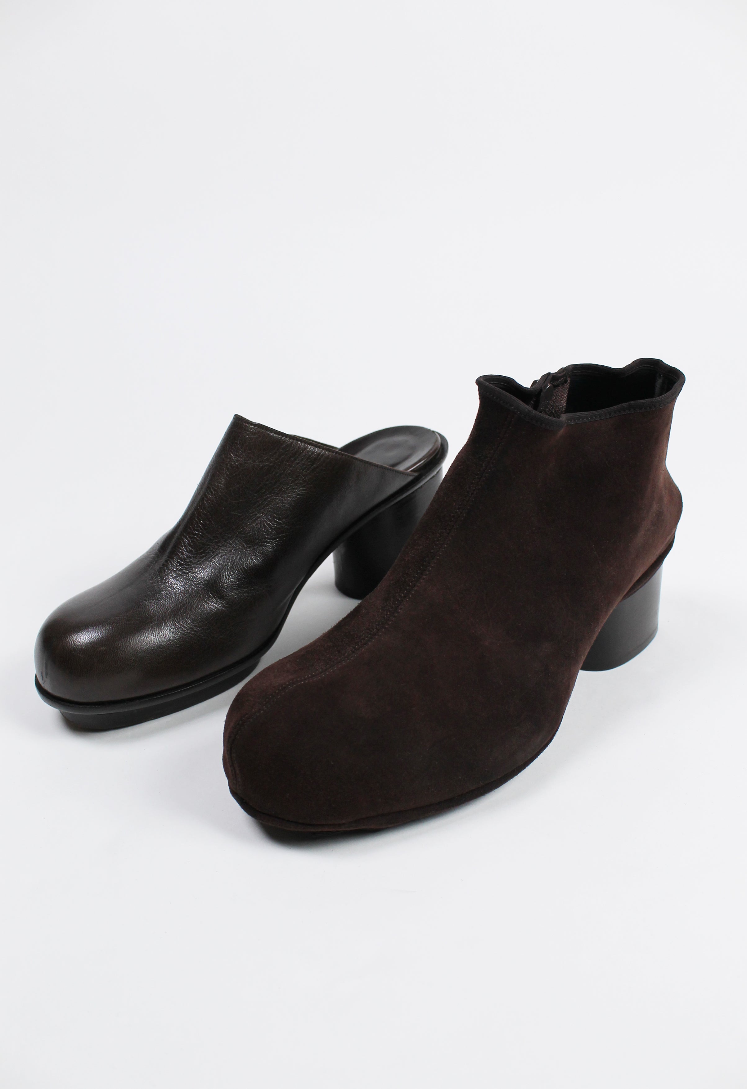 MAISON MARTIN MARGIELA FW 1999 MULES WITH ZIP COVER