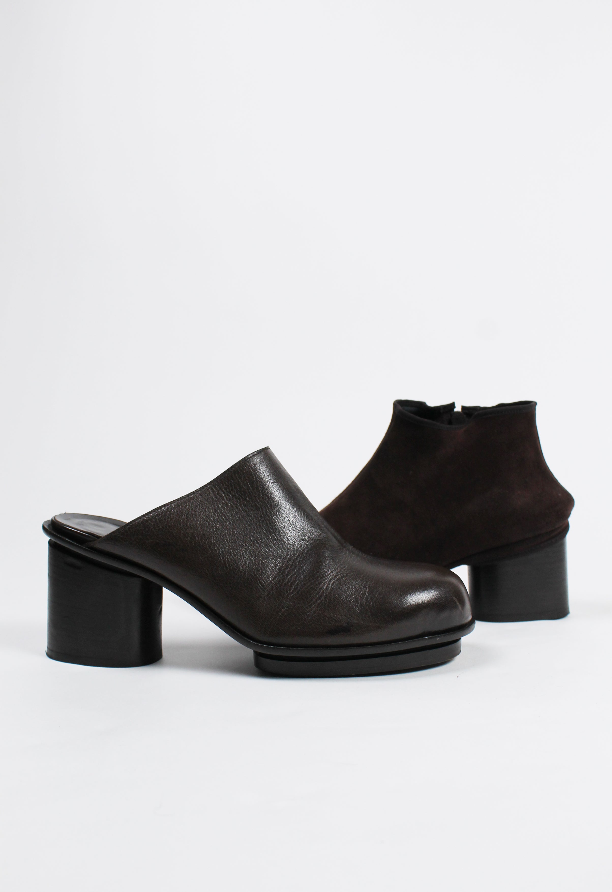 MAISON MARTIN MARGIELA FW 1999 MULES WITH ZIP COVER