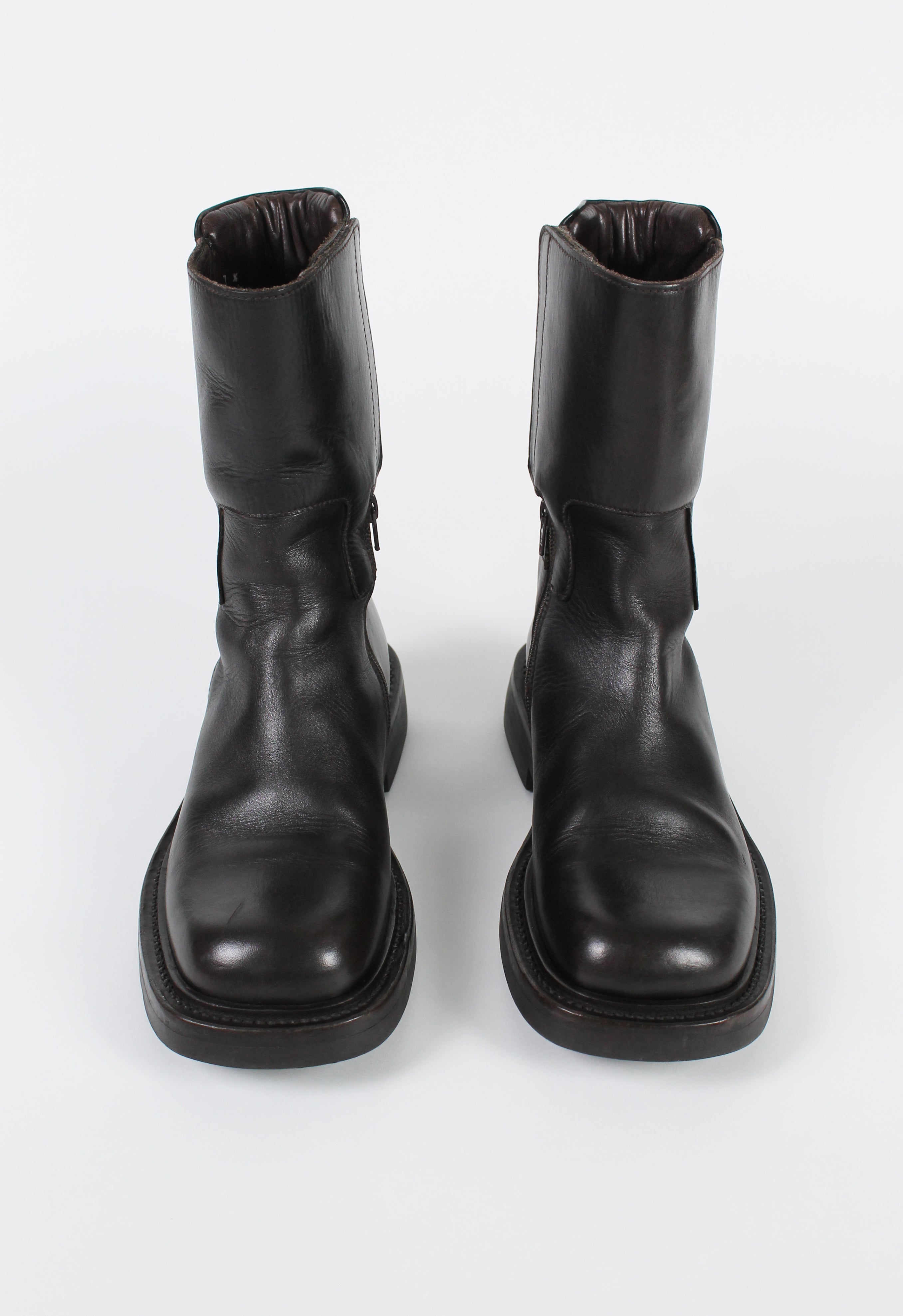 靴 PRADA square toe velcro leather shoes PRADA square toe velcro leather shoes